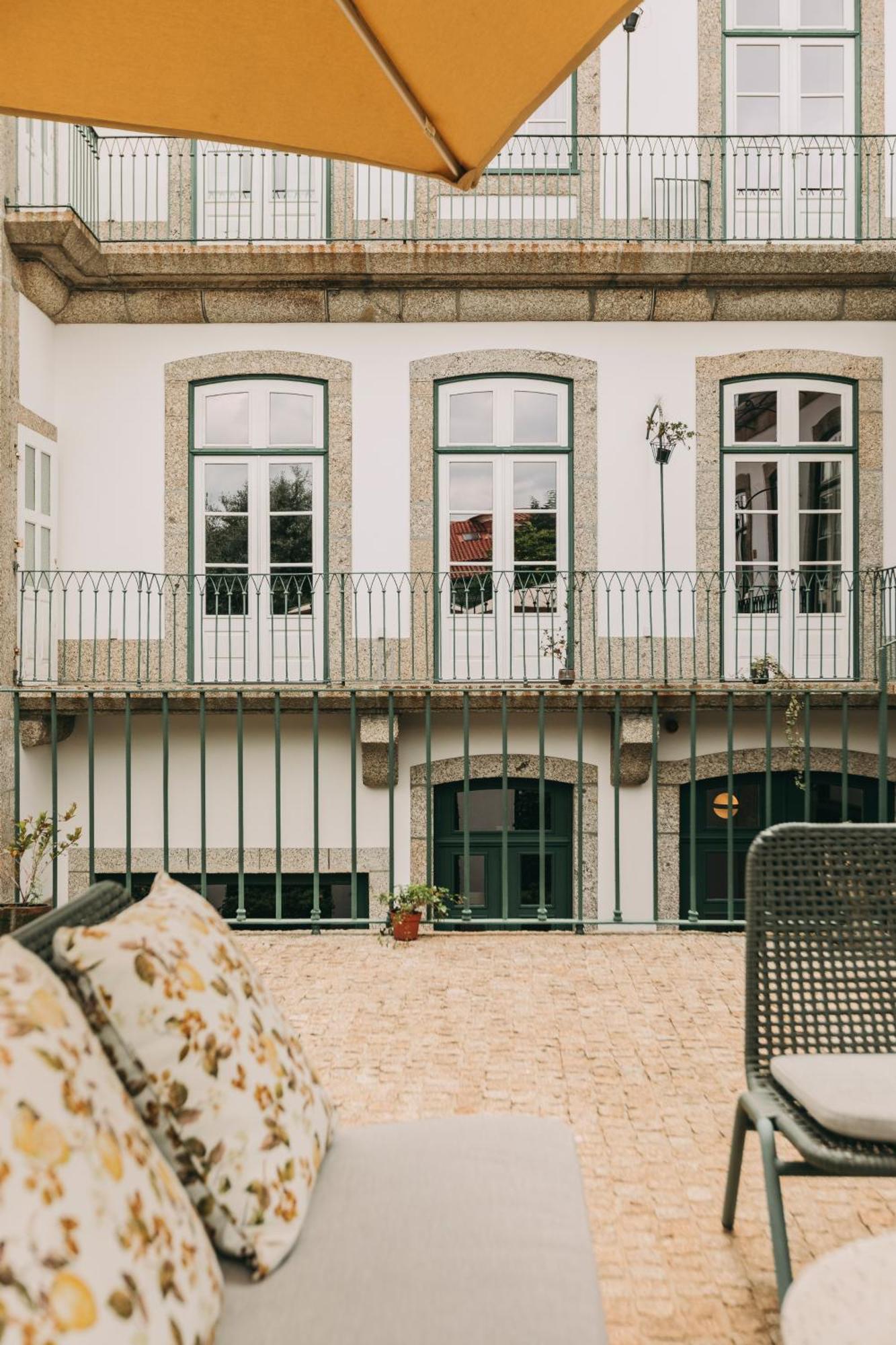 Torel Royal Court Guimaraes Exterior photo